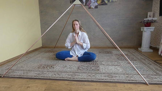 Handcrafted Pure Copper Meditation Pyramid