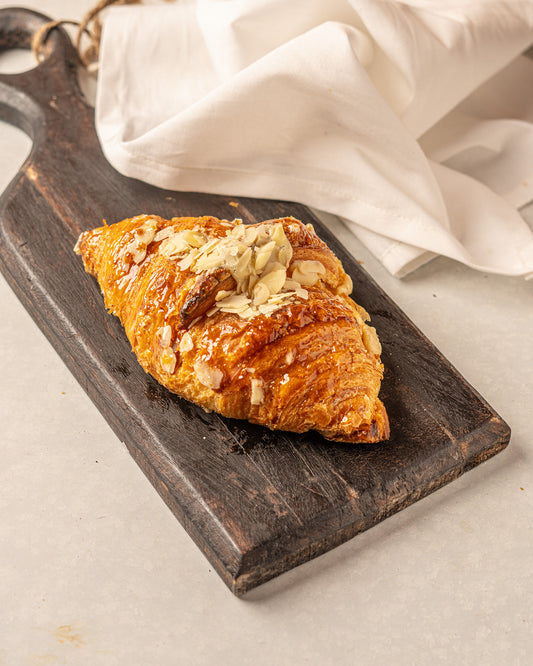 Sourdough Croissant - Pistachio